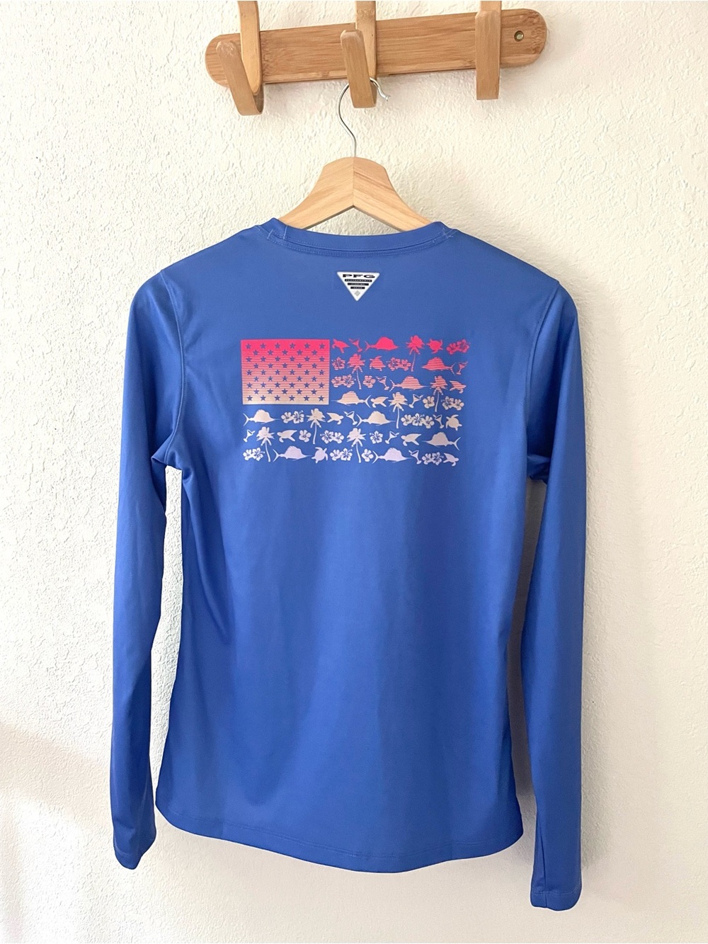 Columbia Women's Tidal Tee PFG Fish Flag Hawaiian Athletic Long Sleeve Shirt XS